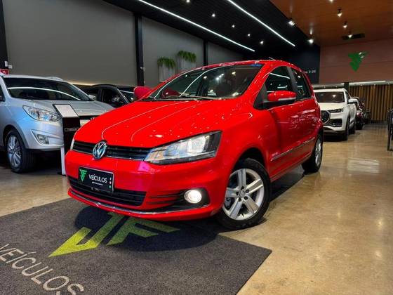 VOLKSWAGEN FOX 1.6 MSI HIGHLINE 16V FLEX 4P MANUAL VOLKSWAGEN FOX 1.6 MSI HIGHLINE 16V FLEX 4P MANUAL